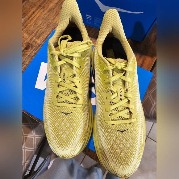 HOKA MEN'S CLIFTON 9 GLCR